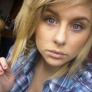 Profile Picture of Lucy Moseley (@xmizluciex) on Myspace