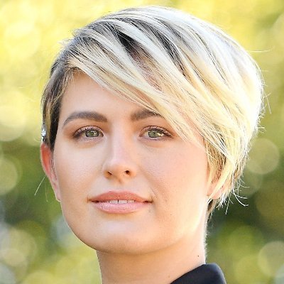 Profile Picture of Stella Simpson (@stellas25207754) on Twitter