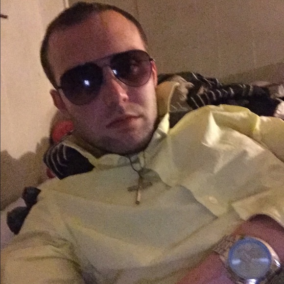 Profile Picture of Joseph Brady (@jbb13065) on Poshmark