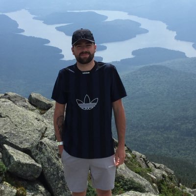 Profile Picture of Tom Lacey (@Tomlacey98) on Twitter