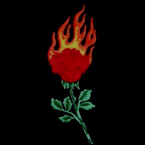 Profile Picture of James Mendez (@masslexify120) on Poshmark