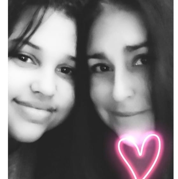 Profile Picture of Erica Dunwoody (@ericadwood) on Poshmark