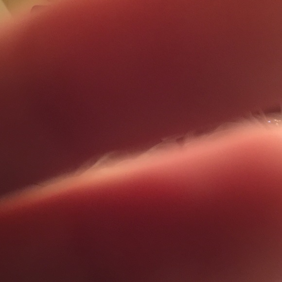 Profile Picture of Julia Udovich (@jlyu) on Poshmark