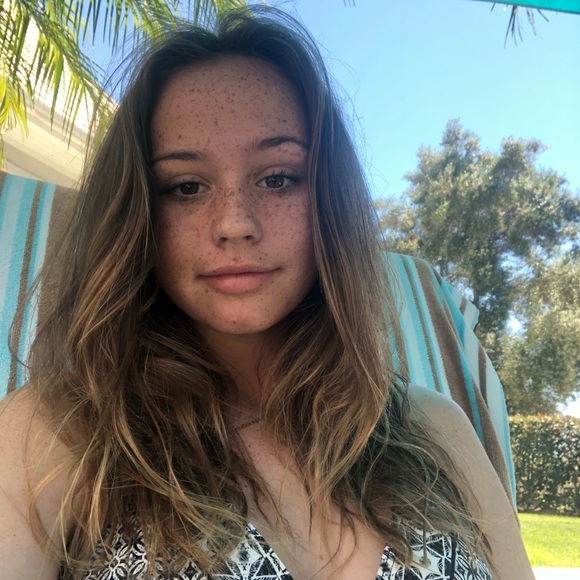 Profile Picture of Trinity Blair (@triny_b) on Poshmark