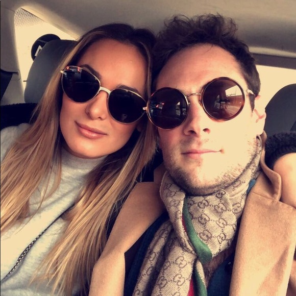 Profile Picture of Daniel Wright (@drw_nfm) on Poshmark