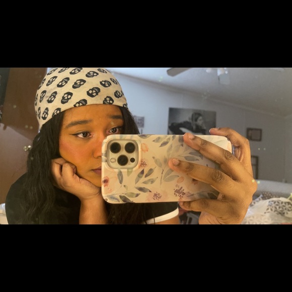 Profile Picture of Tekoyah Briskey (@tekoyahbriskey) on Poshmark