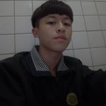 Profile Picture of 陳昆緯(17) (@kunwei_0929) on Instagram
