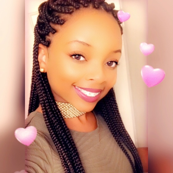 Profile Picture of Jasmine Hatcher (@jasaaliyahh) on Poshmark