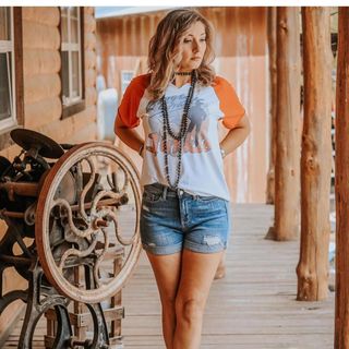 Profile Picture of Alexis Bianca Bartholomew (@alexis.holcroft) on Facebook