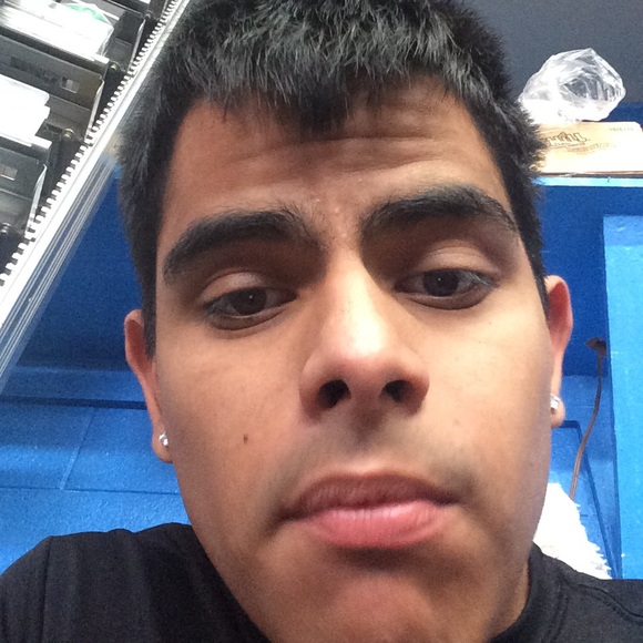 Profile Picture of Aaron Vargas (@jdmnate) on Poshmark