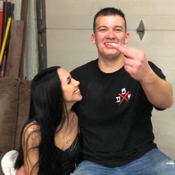 Profile Picture of Jeffrey Huff (@jeffrey51597) on Poshmark