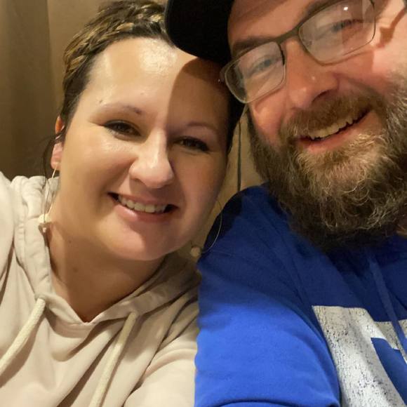 Profile Picture of Danielle Pummell (@danielle61983) on Poshmark