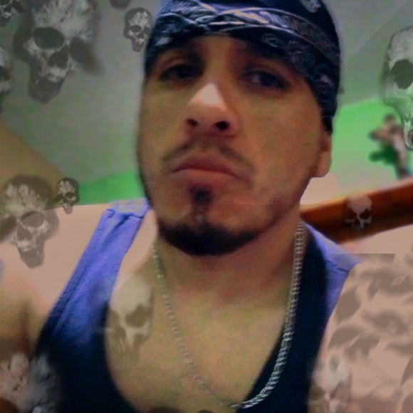 Profile Picture of Joel Mora (@joelmora823) on Poshmark