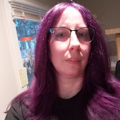 Profile Picture of Lori McHugh (@LoriMcHugh10) on Twitter