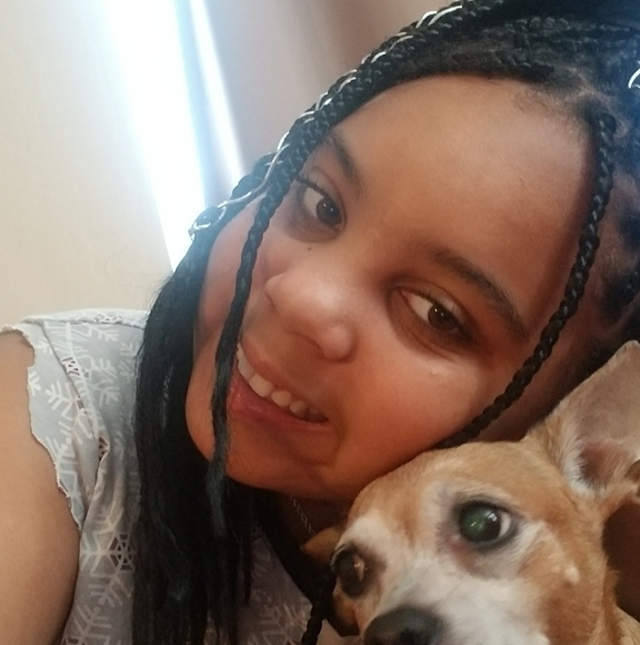 Profile Picture of Dani sweets Bryson (@pookajean) on Poshmark