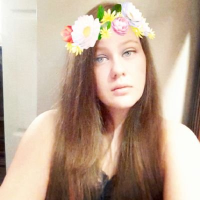 Profile Picture of Alice Chenault (@alice_again01) on Twitter