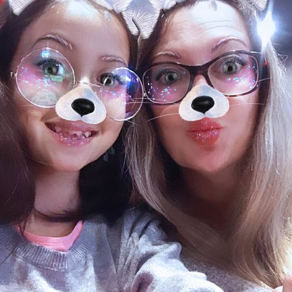 Profile Picture of Marilyn Camargo (@melzinha_adm09) on Poshmark