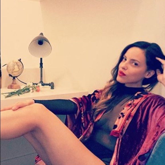 Profile Picture of ! k r y s t | e Vega (@paradis_cirque) on Poshmark