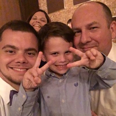 Profile Picture of RH III (@richardheisey) on Twitter