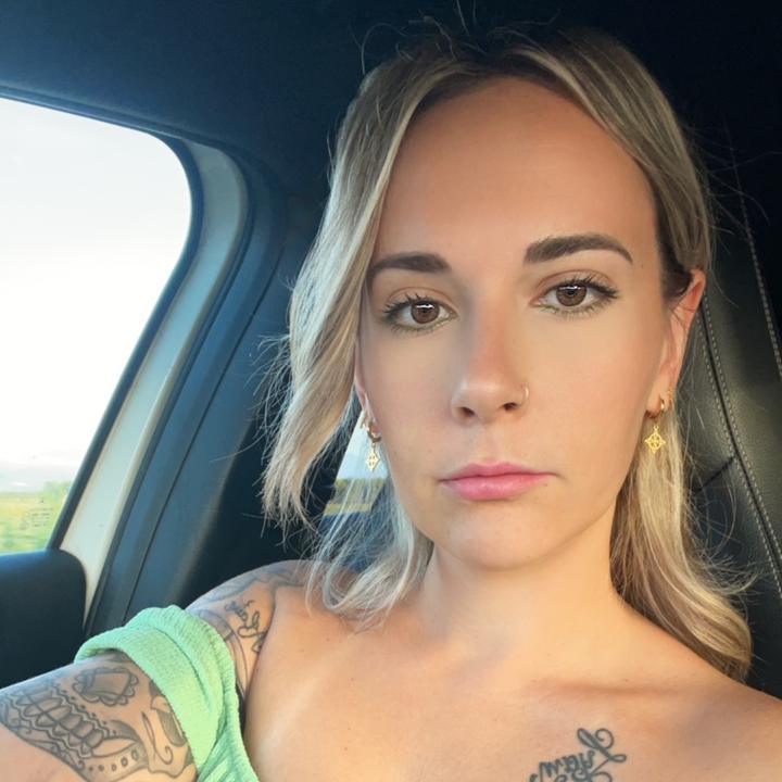 Profile Picture of Cassandra (@cassandrablanquart) on Tiktok