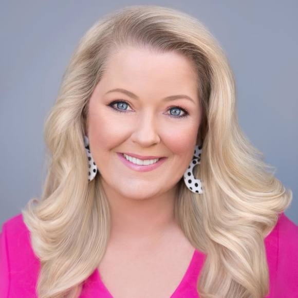 Profile Picture of Dawn Jordan (@dreaminimom) on Poshmark