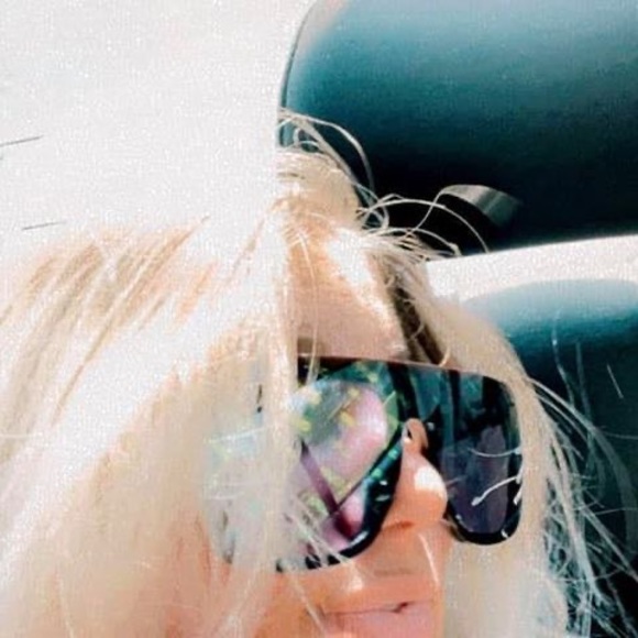 Profile Picture of Makayla Casperson (@makaylamarie16) on Poshmark