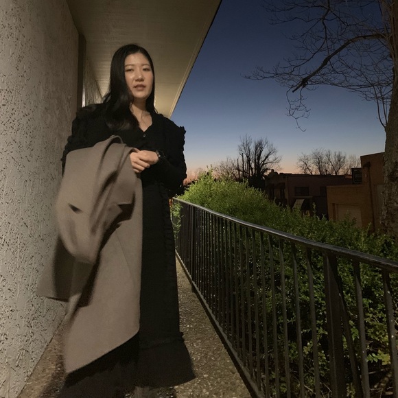 Jueun Moon - Poshmark Profile Picture of Jueun Moon (@jueun5107) on Poshmark