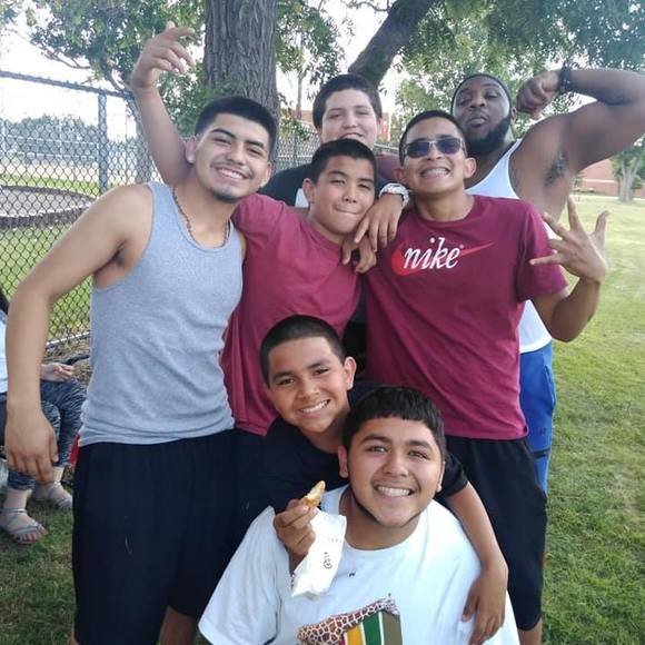 Profile Picture of Johnathan Humphries (@johnb3nhump) on Poshmark