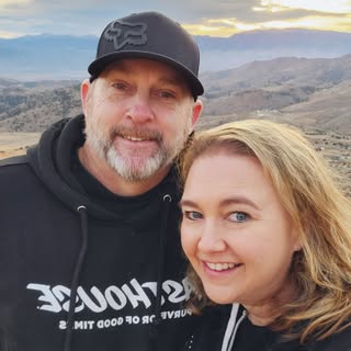 Profile Picture of Lisa Henricks (@lisahenricks) on Instagram