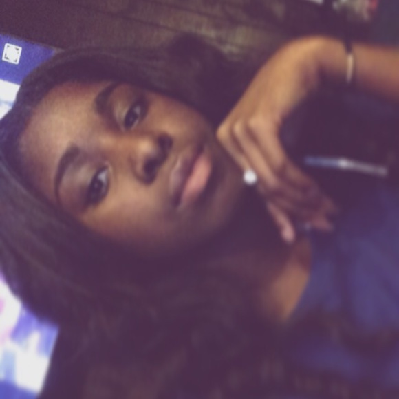 Profile Picture of Tykia Frank (@tykiaraquel) on Poshmark