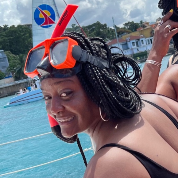 Profile Picture of Alondra Nelson (@alondranelson) on Poshmark