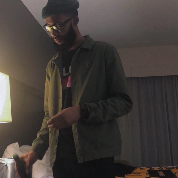 Profile Picture of Bryan Carter (@cashhcarter00) on Poshmark