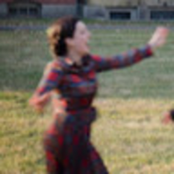 Profile Picture of Maggie Baratz (@mrsmoosie7) on Poshmark