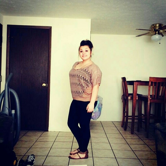 Profile Picture of Jessica Arcos (@jessie0325) on Poshmark