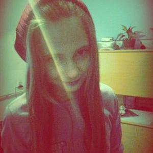 Profile Picture of Miklós-Balogh Helena (@helena_balogh) on Twitter