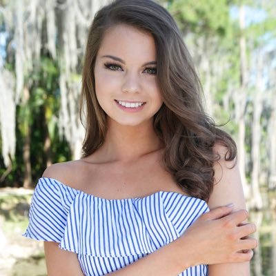 Profile Picture of Julia Gibson (@JuliagibsonUF) on Twitter