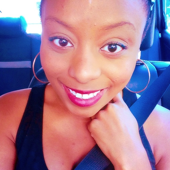 Profile Picture of Shayla Conley (@shaylasconley) on Poshmark