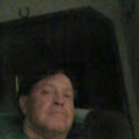 Profile Picture of David Mansell (@manselld88) on Poshmark