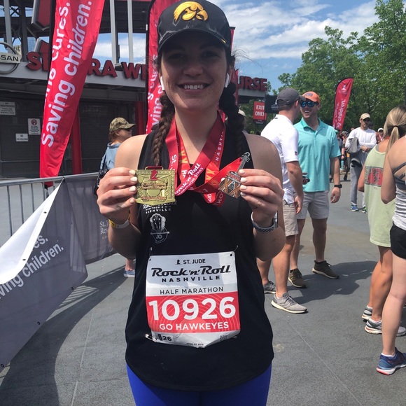 Profile Picture of Grace Mestad (@g_mestad21) on Poshmark