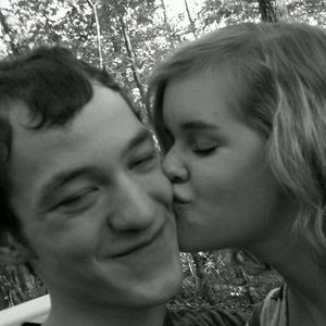 Profile Picture of Lauren Rayburn (@skiddymurinkydinky) on Myspace