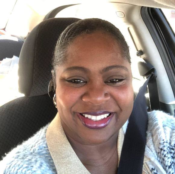 Profile Picture of Terrie Dixon (@terriecdb) on Poshmark