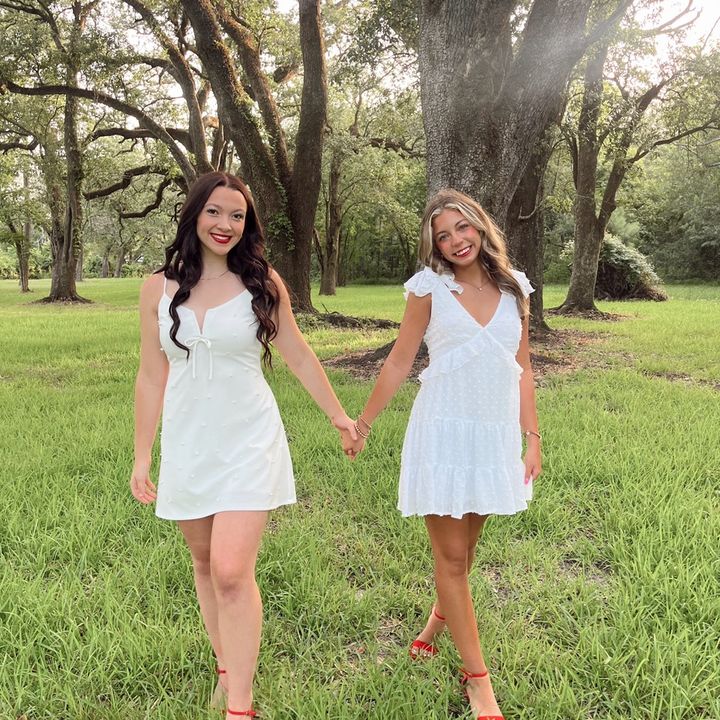 Karli Emarie - Tiktok Profile Picture of Karli Emarie (@.karlicooper) on Tiktok