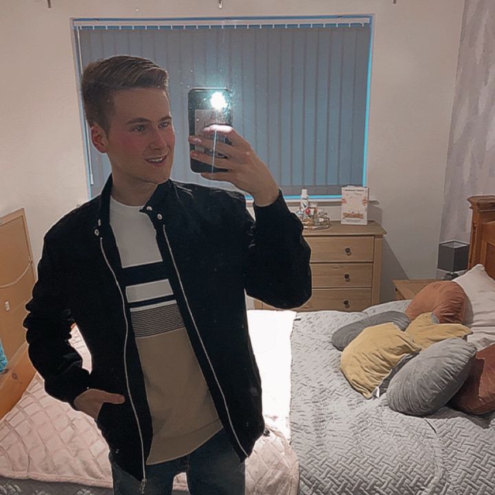 Profile Picture of Tom Stevens (@@tomstevens58) on Tiktok