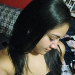 Profile Picture of Clarissa Flores (@07clare26) on Myspace