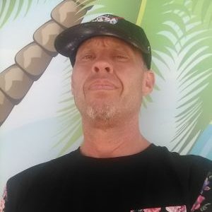 Profile Picture of Robin Scott Miller (@RobinScottMill1) on Twitter