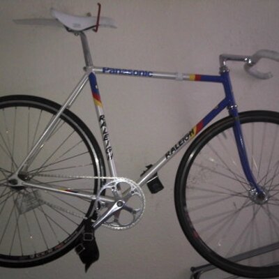 Profile Picture of John Silvera (@jsilvera7) on Twitter