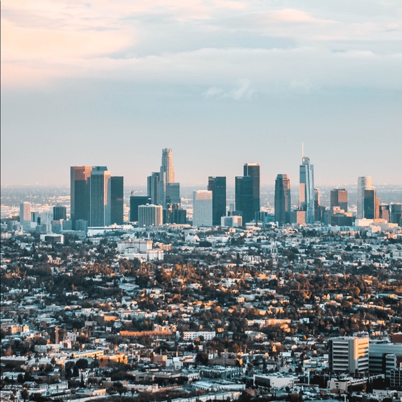 Profile Picture of Chloe Tang (@bluemommy427) on Poshmark