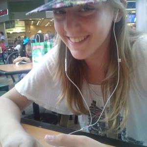 Profile Picture of Alexa Walter (@chrystal_walter) on Twitter