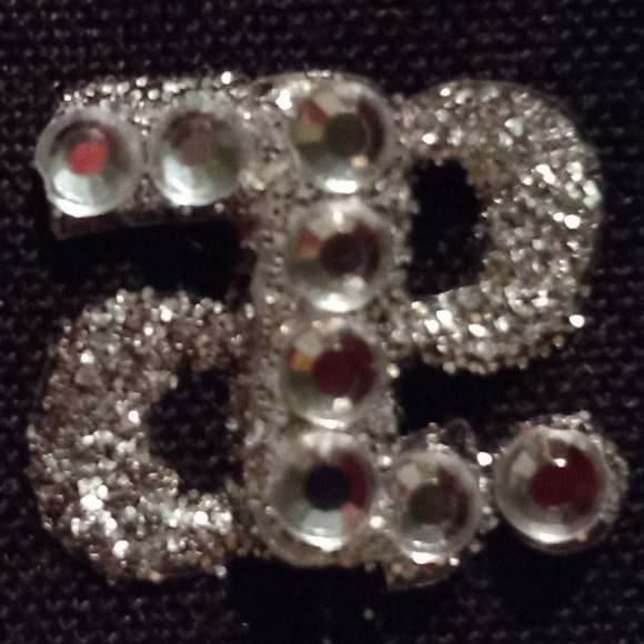 Profile Picture of Perfect In perfections (@freedomfabricks) on Poshmark