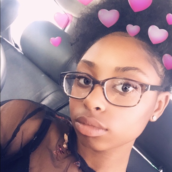 Profile Picture of Jazzmine Hargrett (@jazzmine2003) on Poshmark